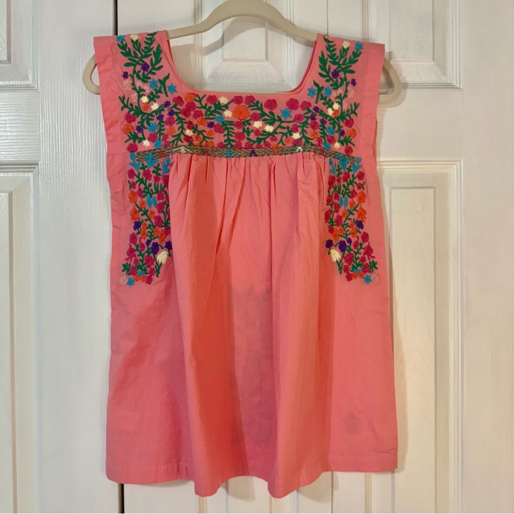 J.Marie Floral Embroidered Pink Sleeveless Boutique Top for Spring or Summer - Picture 2 of 4